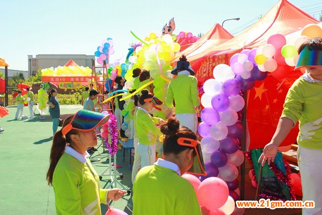 老師們在緊鑼密鼓準備著