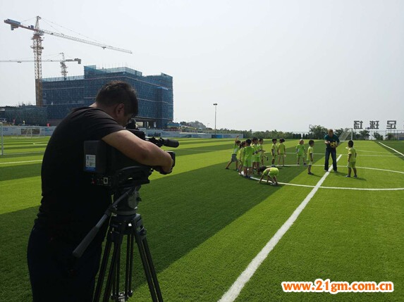 遼寧大連偉才國際幼兒園上電視啦,開放型辦學特色成主流媒體關注焦點