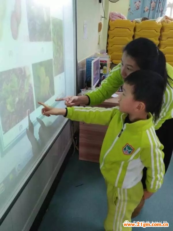 春天來了，和偉才寶貝一起去種花生吧