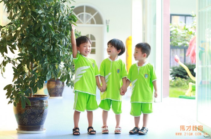 偉才教育入圍騰訊網2017“回響中國”教育年度總評榜