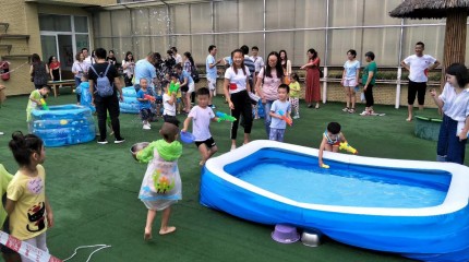 四川成都溫江時代西錦偉才幼兒園 | 六一，用最燦爛的笑容致童年
