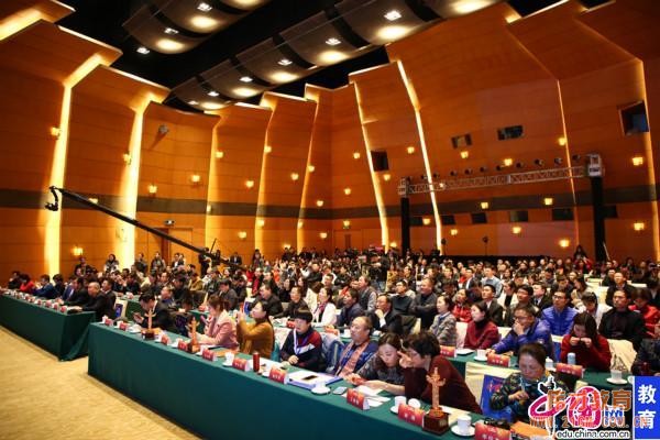 偉才教育榮獲“2018年度家長(zhǎng)信賴兒童教育品牌”