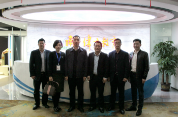 廣西賀州職業學院領導蒞臨偉才教育參觀考察