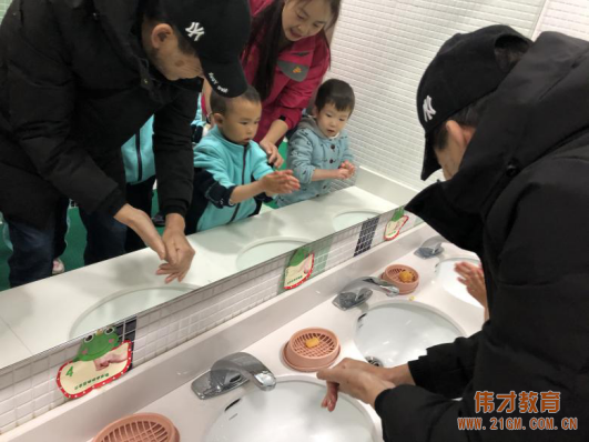 我與食堂0距離——高新尚華幼兒園第二屆家長代表進廚房參觀活動