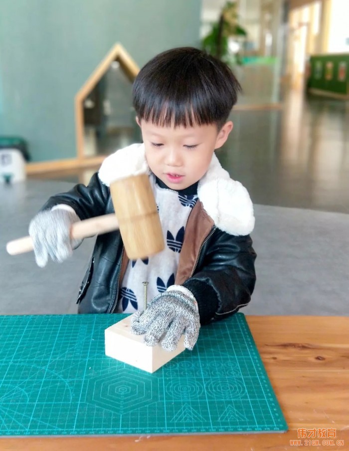 廣西南寧賓陽偉才幼兒園:木工坊初體驗