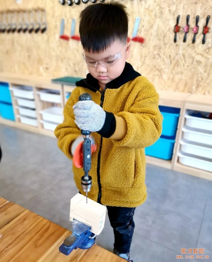 廣西南寧賓陽偉才幼兒園:木工坊初體驗