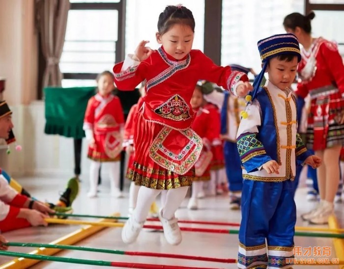 “壯鄉歌圩節，五彩三月三”——廣西南寧美泉偉才幼兒園