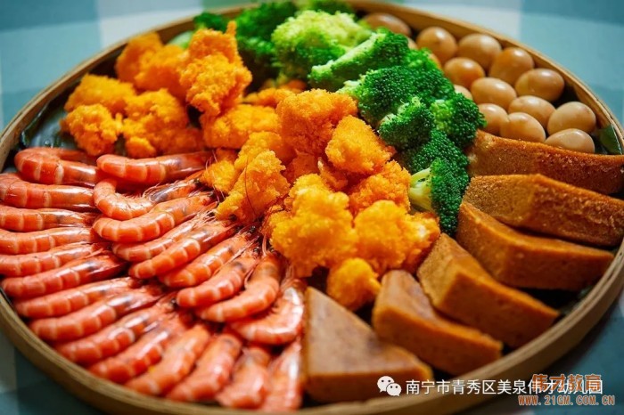 “壯鄉歌圩節，五彩三月三”——廣西南寧美泉偉才幼兒園