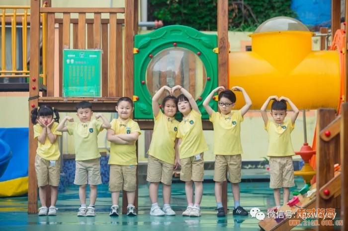 湖北孝感偉才幼兒園2021屆畢業紀念