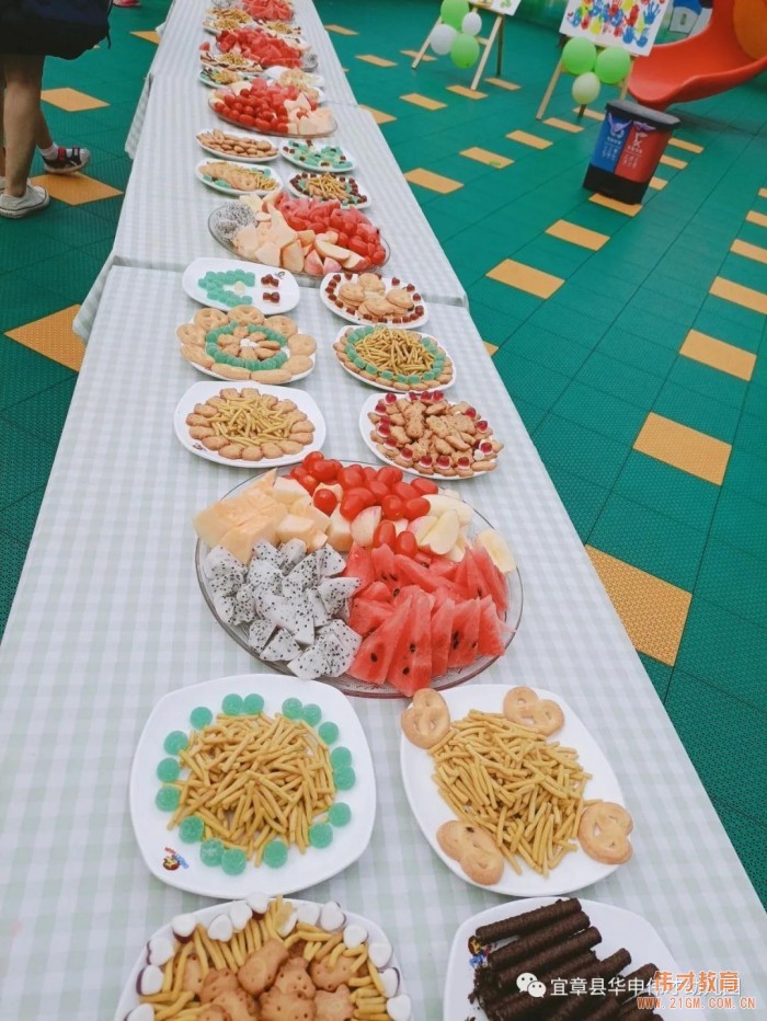 偉才園所丨“小小追夢人”2021屆大班畢業典禮——湖南宜章華申偉才幼兒園