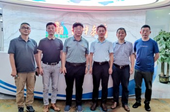 華南師范大學研究生院王健主任、學前教育系楊寧教授蒞臨偉才教育交流指導