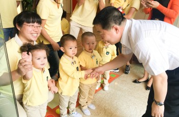 航天三人組回家，另一位英雄又被提起，還和偉才有段小故事！